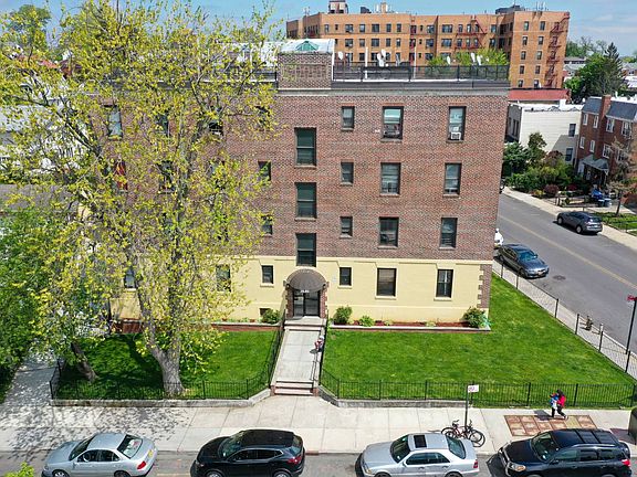 5th image of Flushing Multi Family Portfolio