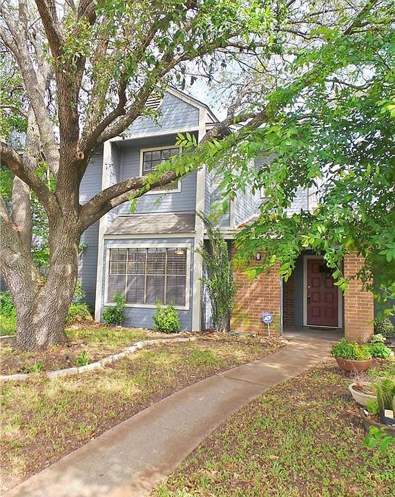 1st image of 1005 Balcones Dr
