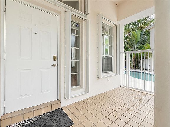 4th image of 6787 NW 32nd Court