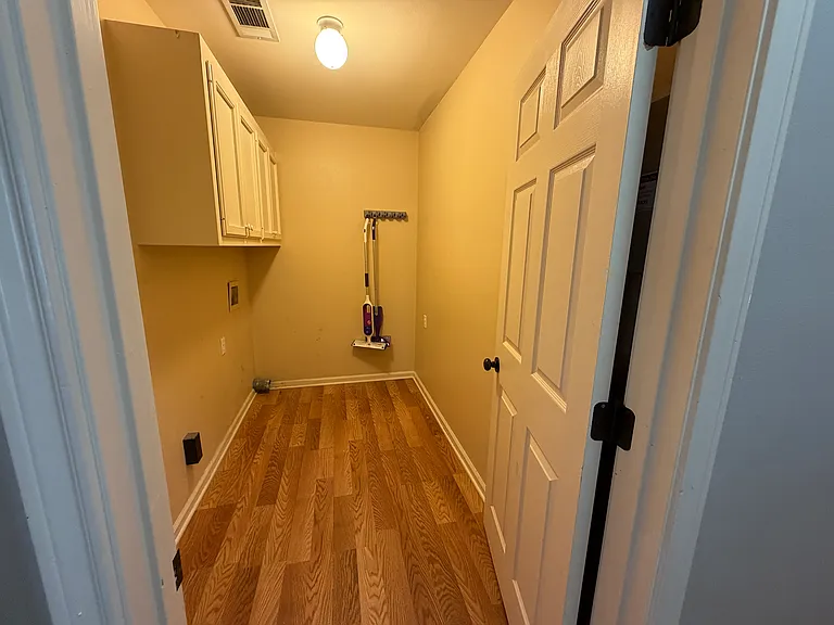 18504 Perkins Oak Rd — Photo 5