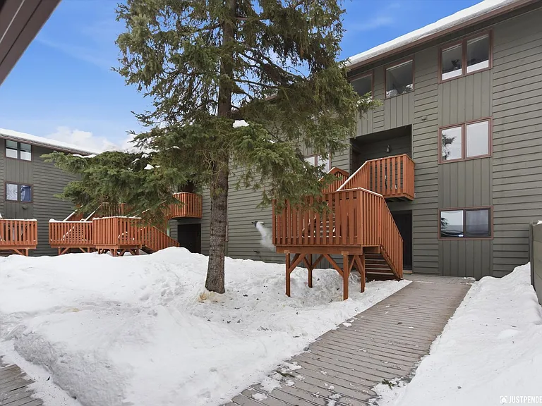 1430 Bridgeway St #13 — Photo 26