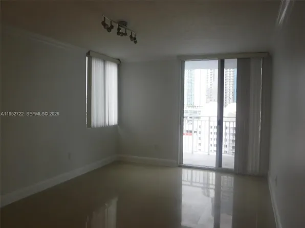 850 N Miami Ave #W-1701, Miami, FL 33136