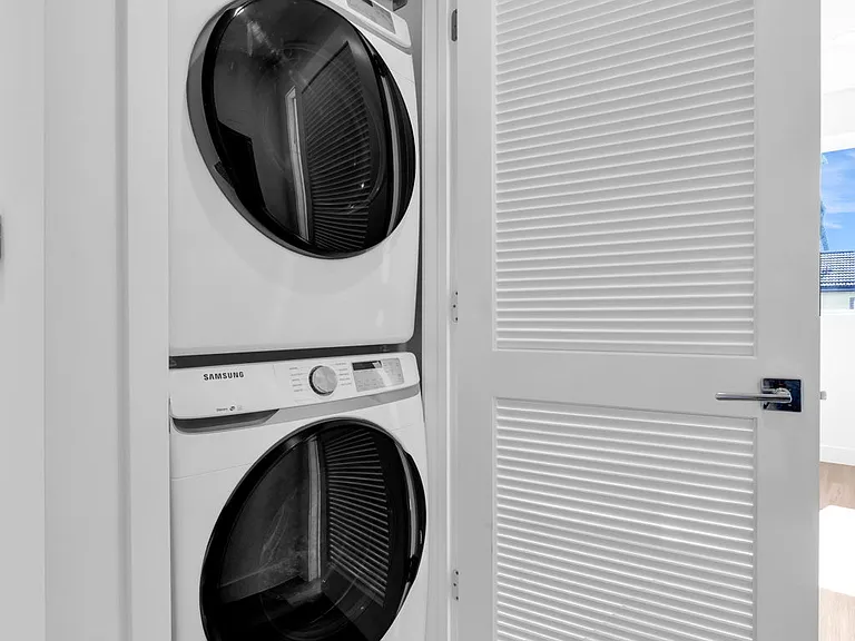 ALL Units have In-Unit Washer & Dryers