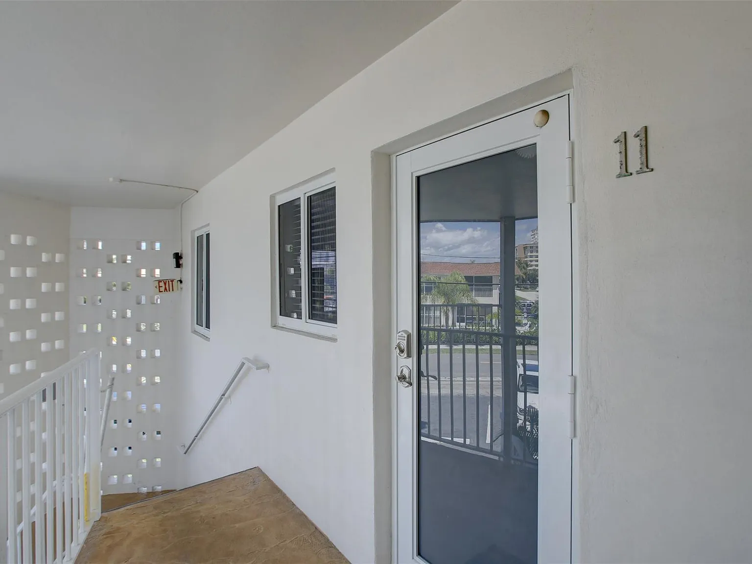 Neptune Villas — Photo 3