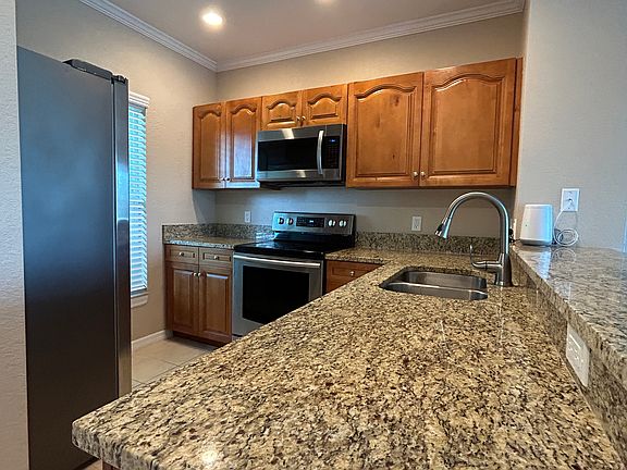 5th image of 8407 Placida Rd Unit 405