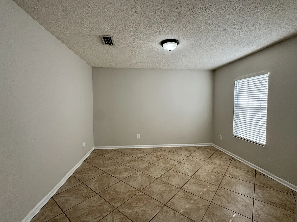 Building Photo - 11273 Silver Key Dr