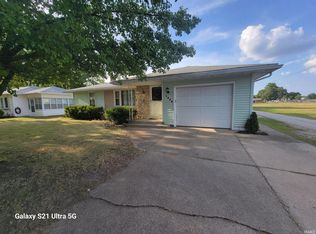 1008 E Hively Ave, Elkhart, IN 46517