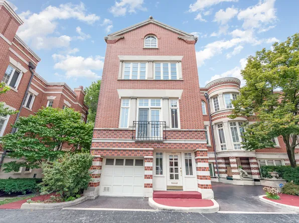 2603 N Greenview Ave, Chicago, IL 60614