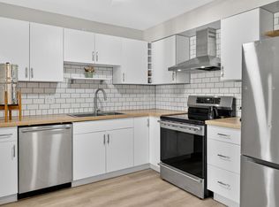 87 Kearney Lake Rd UNIT 409, Halifax, NS B3M 4H1