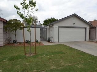 2755 N Selland Ave, Fresno, CA