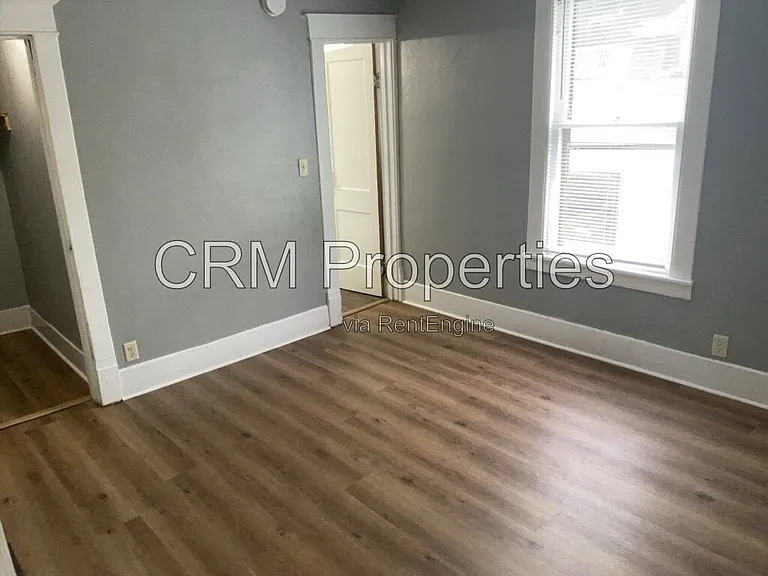 717 E Mulberry St #1 — Photo 17
