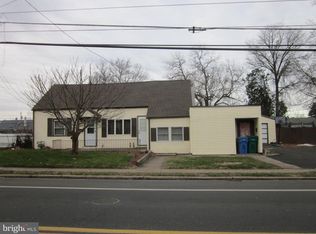 716 Cedar Ave, Croydon, PA 19021