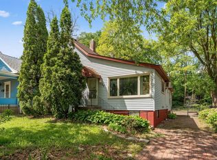 39 Magnolia Ave E, Saint Paul, MN 55117