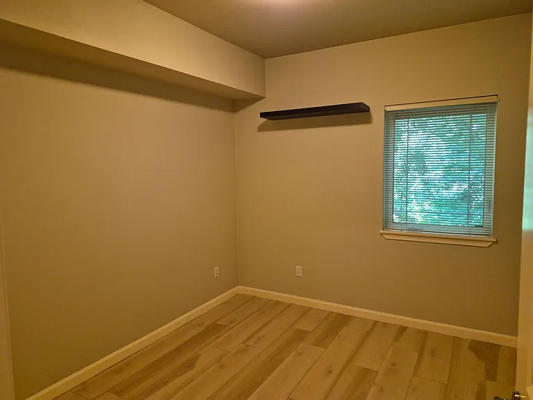 15000 Juanita Dr NE #302 — Photo 11
