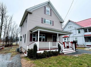 571 Ridge Rd, Webster, NY 14580