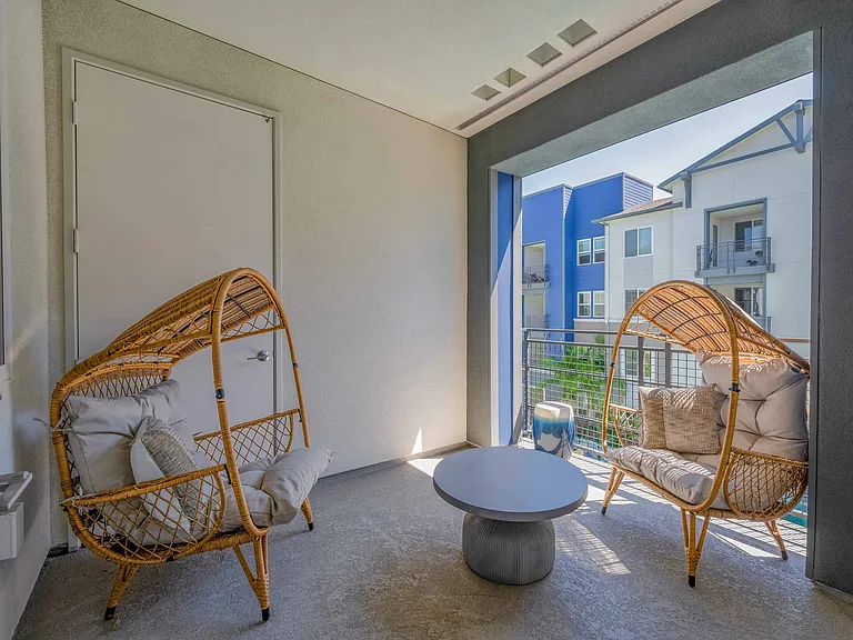 Citron Apartments — Photo 16