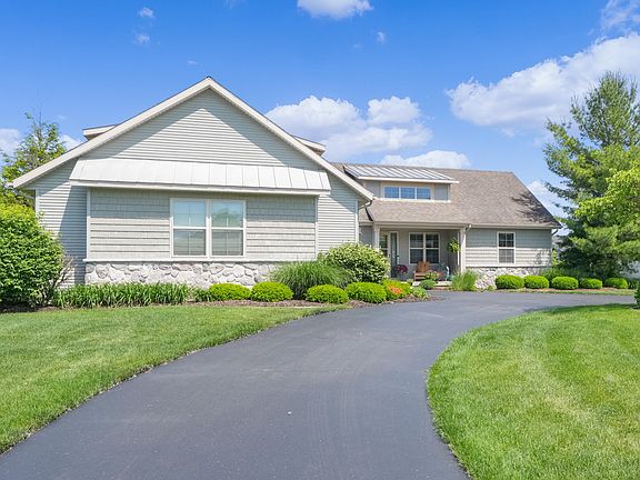 3rd image of 5720 Furlong Ct NE