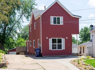 1784 Bennett St, Dubuque, IA 52001