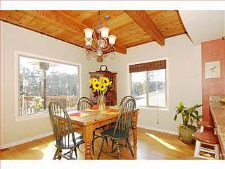 4th image of 307 Ferdinand Ave