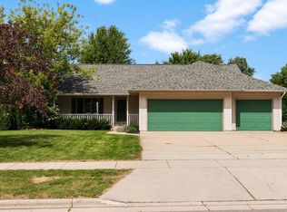 3505 E Rotamer Rd, Janesville, WI 53546