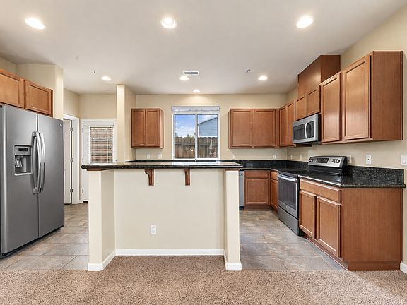 3rd image of 275 La Rue Ave Unit D