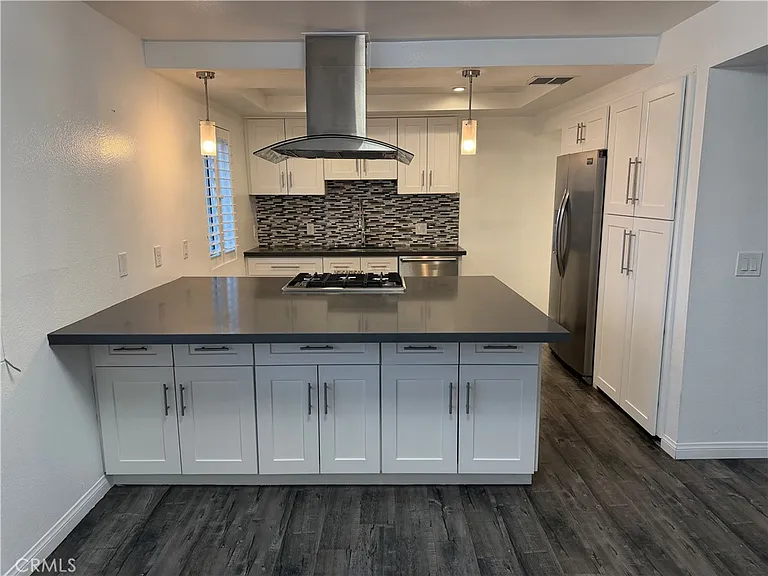 18333 Hatteras St #62 — Photo 21
