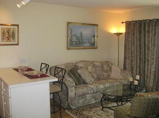 5th image of 62 Brackett Pl