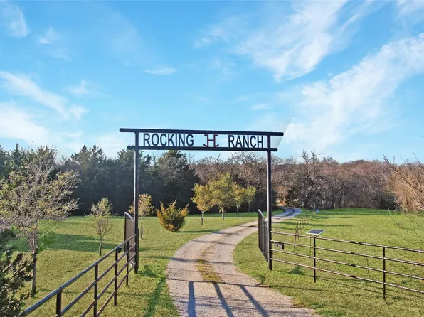 251 Lazy S Ranch Rd, Gunter, TX 75058