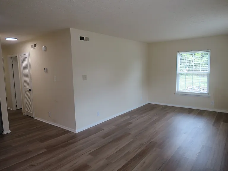 7515 Falling Leaves Cir #C — Photo 2