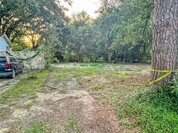 1518 Goldenrod Ave, Baton Rouge, LA 70808