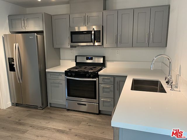 1st image of 8923 Orion Ave #9