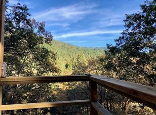 250 Sanicula Ln, Bridgeville, CA 95526