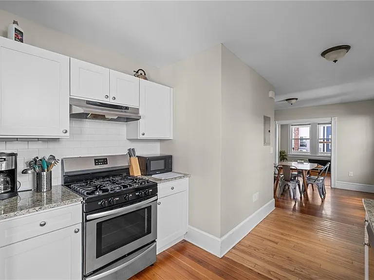 8 Spring St #A — Photo 14