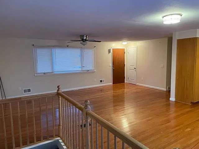 40 Shamrock Dr — Photo 3