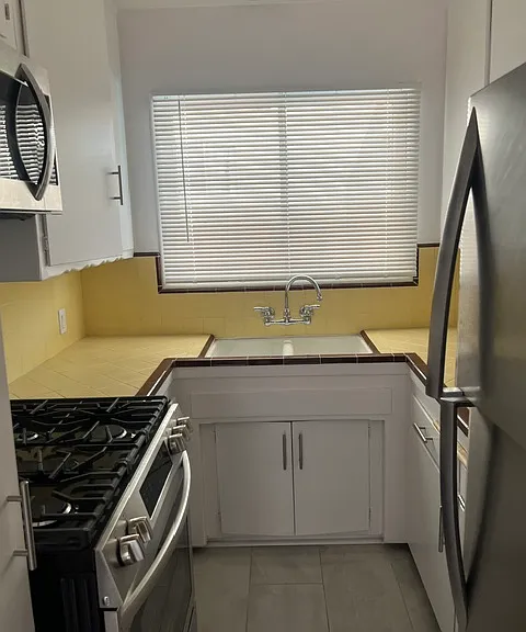 1760 El Cerrito Pl #5 — Photo 12