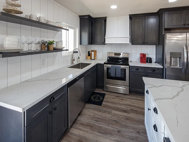 1060 Sunny Ridge Dr — Photo 26