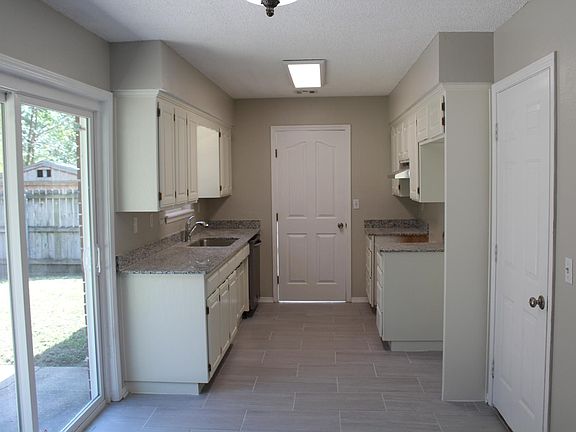 5th image of 1434 N Plum Tree Dr
