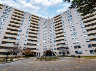 700 Dynes Rd #618, Burlington, ON L7N3M2