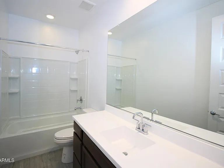 9241 W Roma Ave — Photo 12