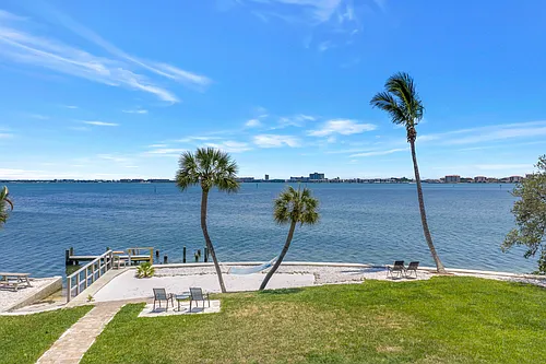 860 Boca Ciega Isle Dr Photo 1