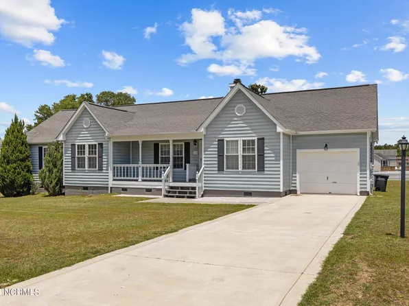 138 Deepwater Drive, Stella, NC 28582