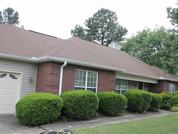 2nd image of 221 Crestwood Cir
