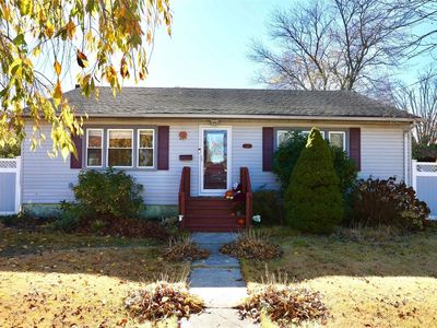 20 Haynes Avenue, West Islip, NY, 11795