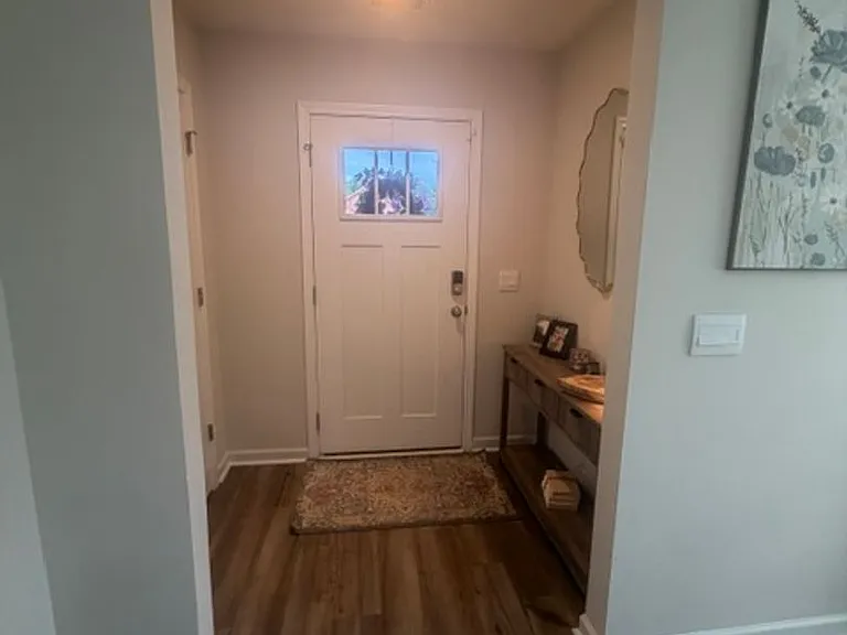 88 Trevor Dr — Photo 20