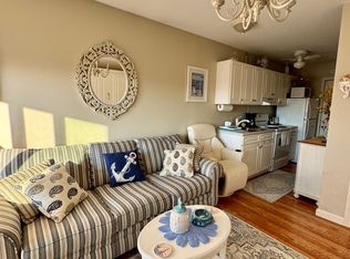 20 Brown Ave UNIT 46, Hampton, NH 03842