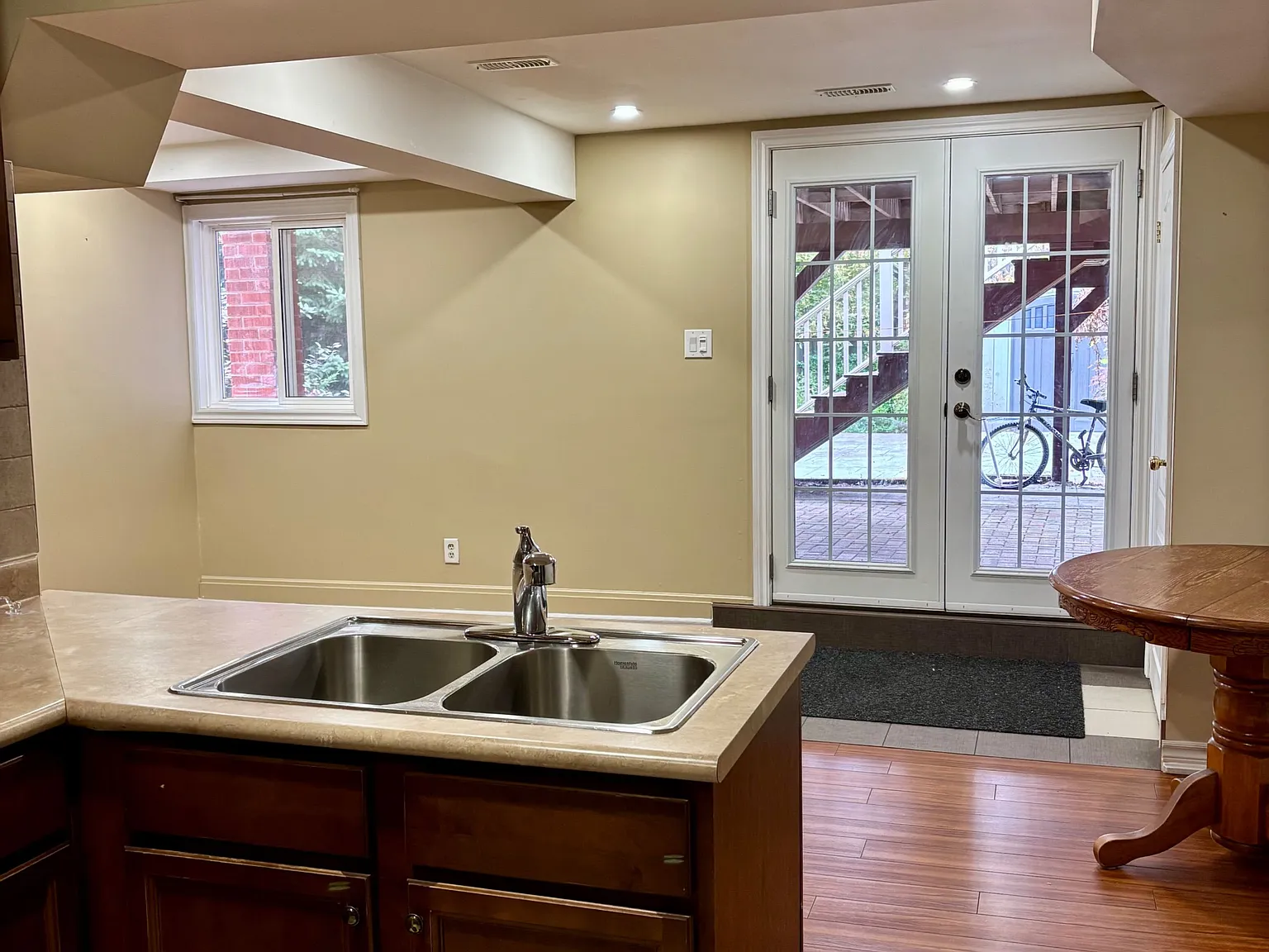 2 bed, $2,200 — Photo 3