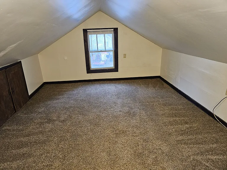 2853 Titus Ave — Photo 34