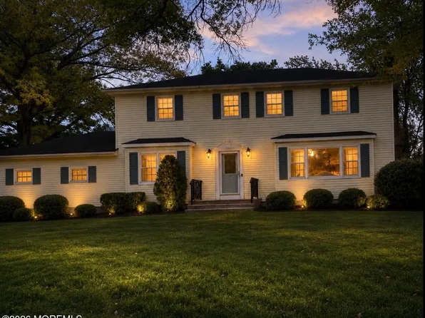 14 Silverbrook Place, Lincroft, NJ 07738