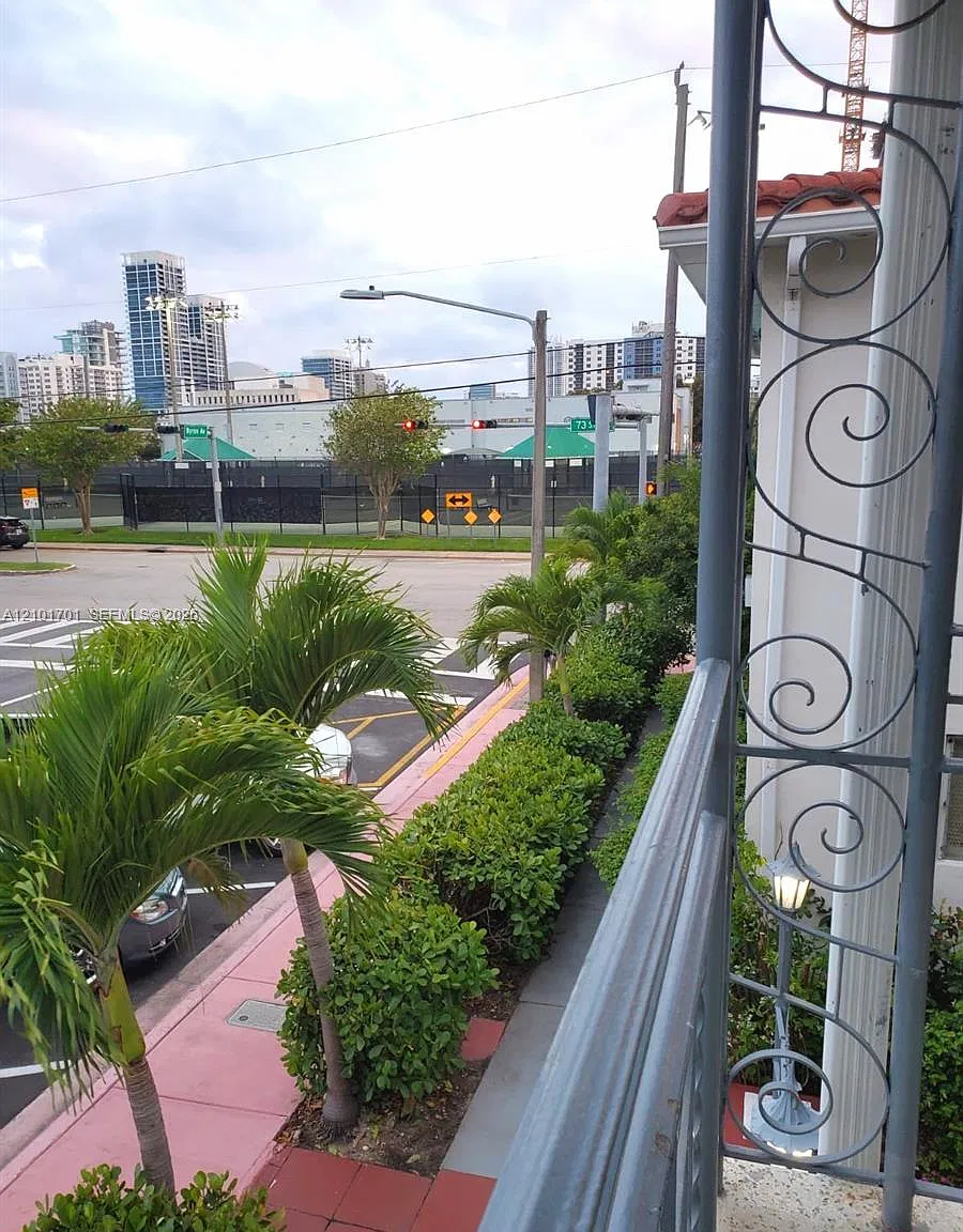 Blue Sky Condo — Photo 3