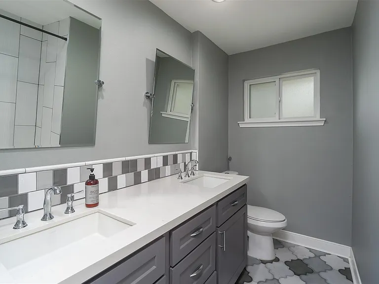 8326 Hazen St — Photo 17